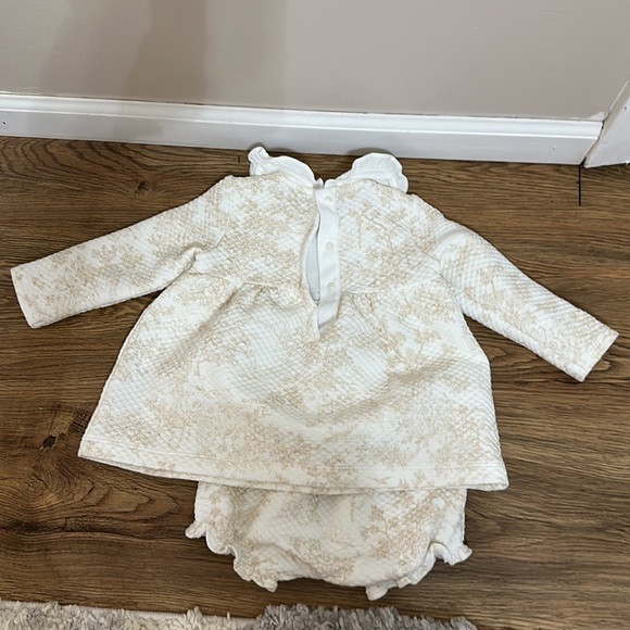 Dress, 1 time worn. 6-12 months - Picture 2 of 2